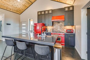 Casa (2 Bedrooms) | Interior