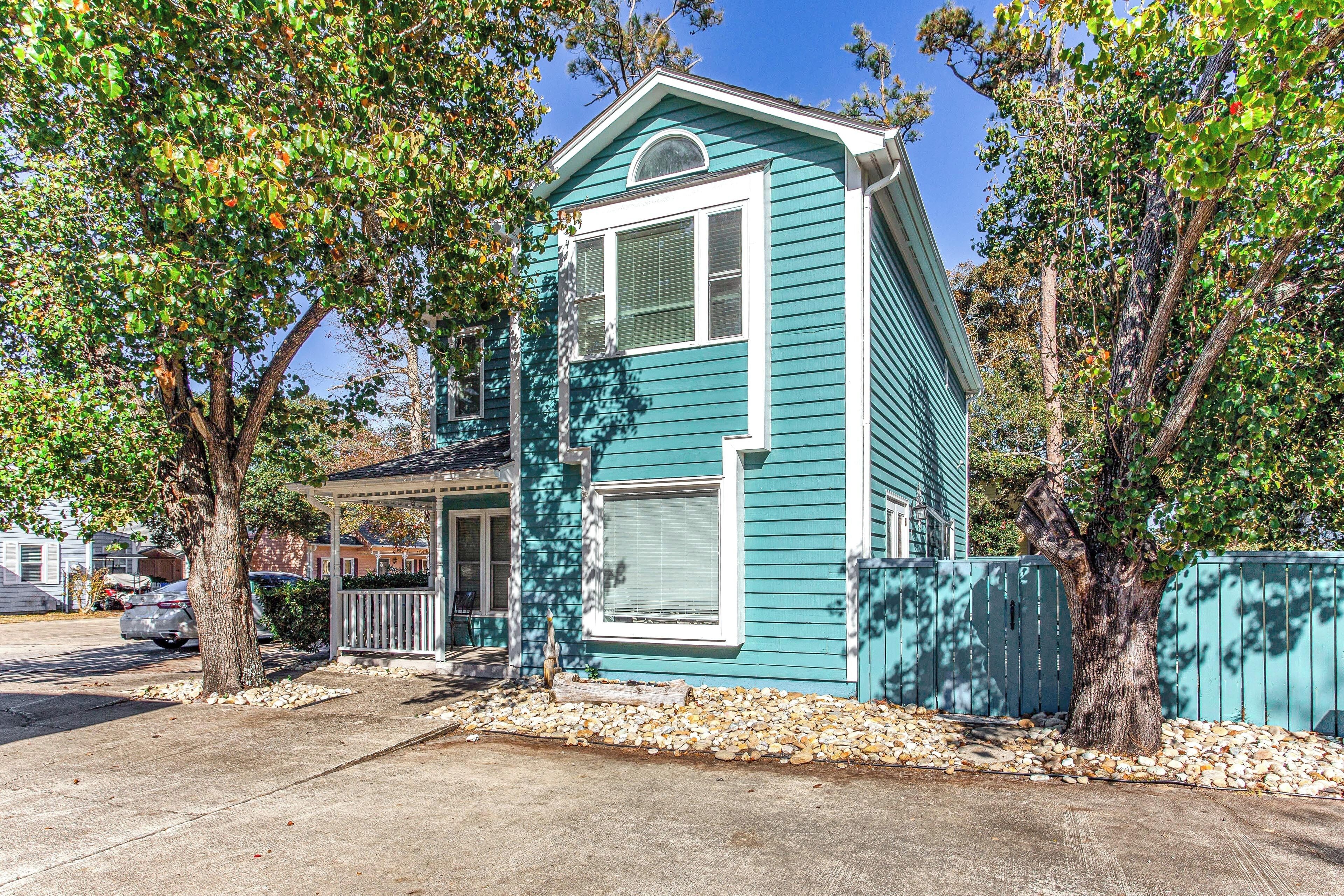 House (3 Bedrooms) | Front of property