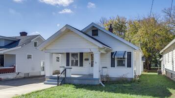 House (2 Bedrooms) | Front of property