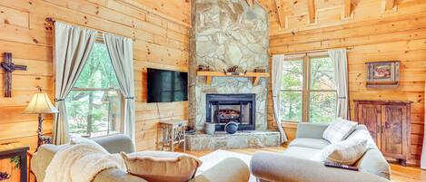 House (2 Bedrooms) | Front of property