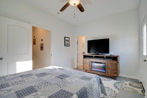 單棟房屋 (3 Bedrooms) | 內部