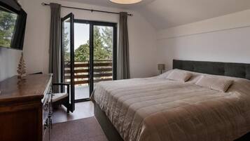 Cottage (Three Bedroom Holiday Home)