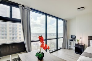Apartment (0 Bedroom) | Interior - Beachfront Gem w/ Community Pool in Daytona! (Daytona Beach Shores)