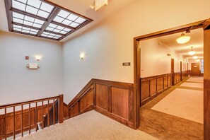 Apartment (0 Bedroom) | Interior