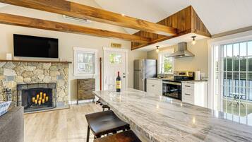 House (2 Bedrooms) | Front of property