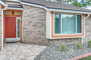 House (3 Bedrooms) | Interior - Home w/ Pool 5 Mi to Neptune Beach in Jacksonville (Jacksonville)