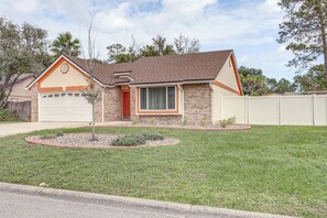 House (3 Bedrooms) | Interior - Fish, Surf & Sun! Charmer 5 Mi to Neptune Beach (Jacksonville)