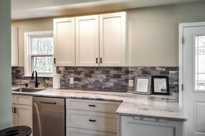 Cottage (3 Bedrooms) | Interior