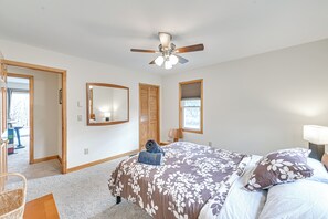 House (3 Bedrooms) | Interior - Mtn-view Home w/ Deck on 4 Acres in Windham (Windham)