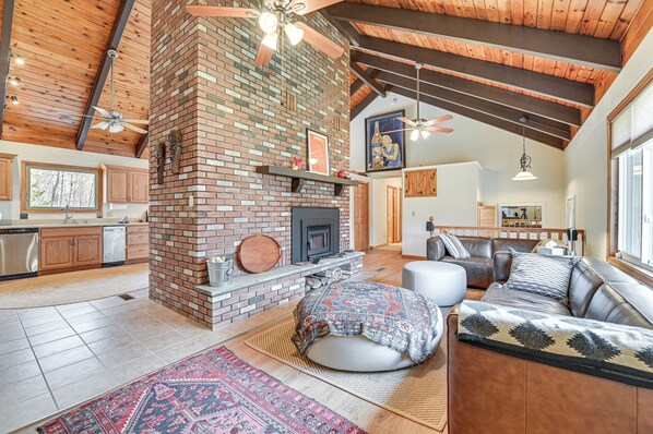 House (3 Bedrooms) | Front of property - Mtn-view Home w/ Deck on 4 Acres in Windham (Windham)