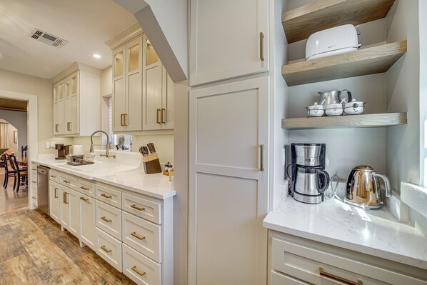 House (2 Bedrooms) | Interior - < 9 Mi to Dtwn Tulsa: Lovely Home w/ Yard & Deck! (Sand Springs)