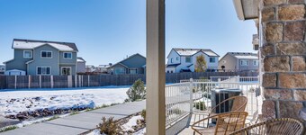 10 Mi to Fort Carson: Newly Built Townhome!