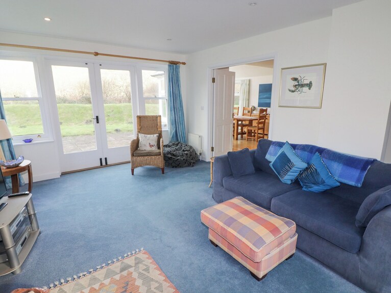 Ger Y Traeth, Pet Friendly, Country Holiday Cottage In Dinas Cross - Fishguard
