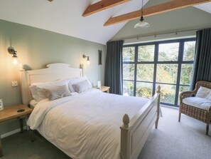 4 habitaciones, wifi y ropa de cama