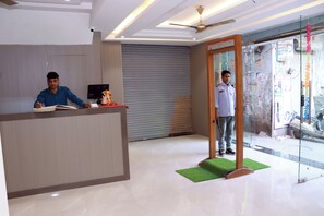 Exterior - Hotel Gush  New Delhi Railway Station (New Delhi)