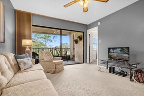 Apartment | 2 bedrooms, desk, Internet