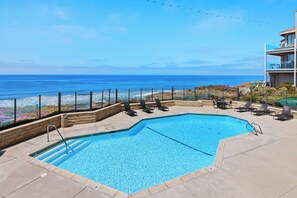 Pool - Villa del Pacifico - Luxury Oceanfront Solana Beach Vacation Rental (Solana Beach)