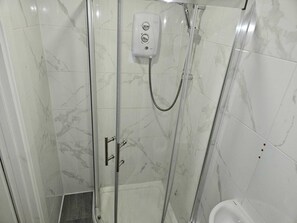 Casa | Baño | Ducha y toallas