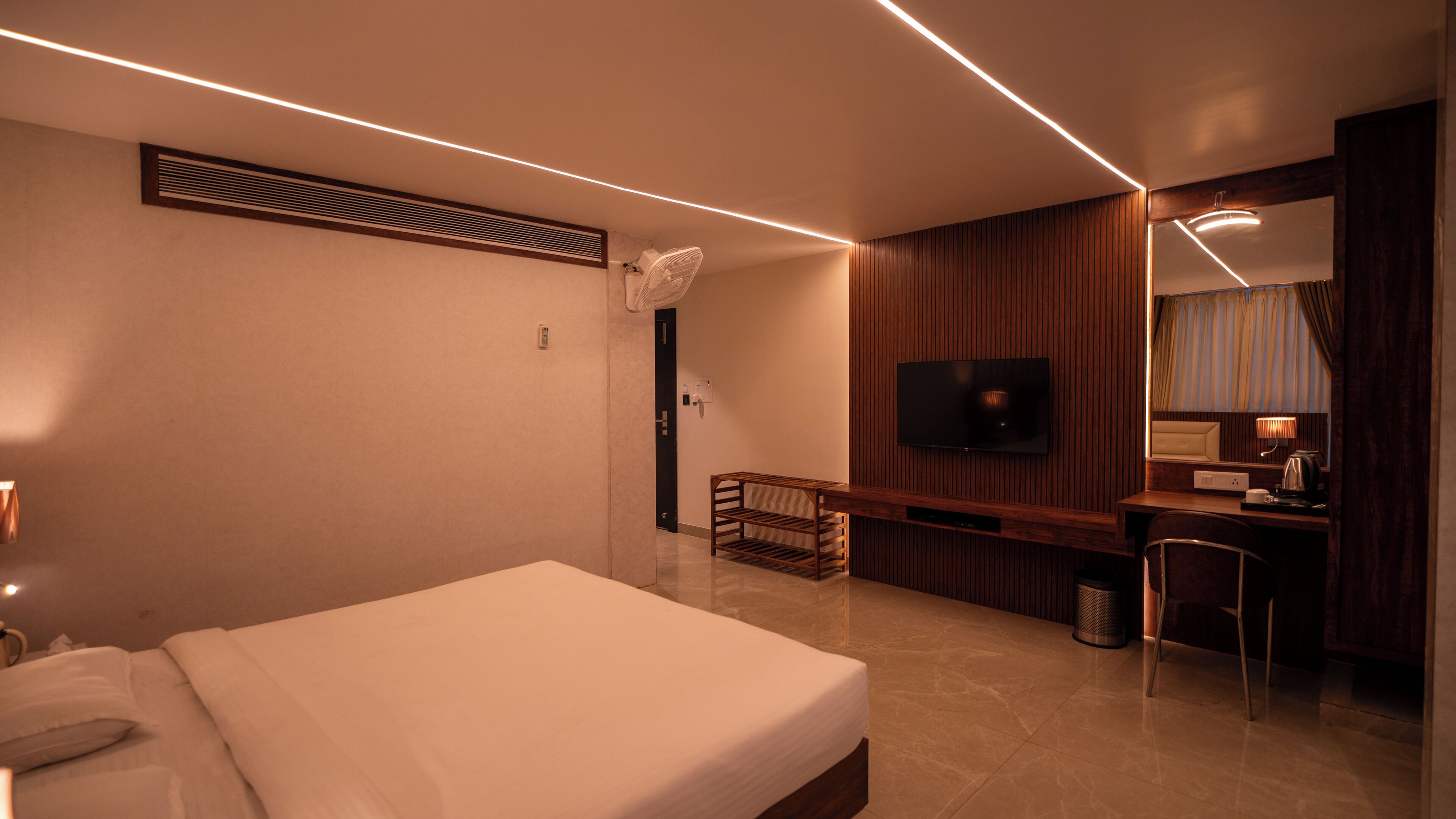 Deluxe Room | Free WiFi