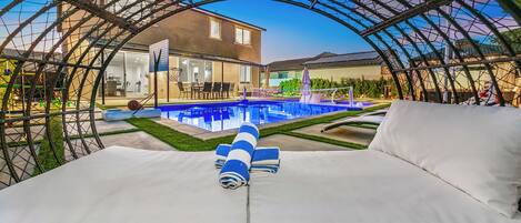 Außenpool, beheizter Pool