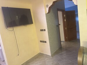 Interior - Spacious 5-bedroom house with fitness room in Fkih ben salah (FQUIH BEN SALAH)