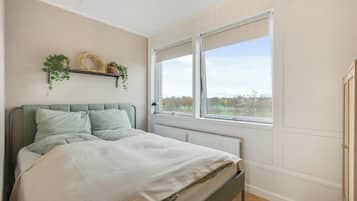 1 bedroom, WiFi, bed sheets