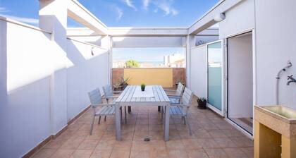 Casa Adelaide, near the sea and the historic center with a panoramic terrace