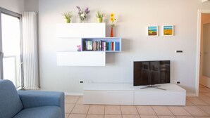 Living area - Casa Adelaide, near the sea and the historic center with a panoramic terrace (Senigallia)