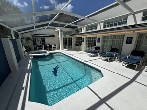 Casa, 3 habitaciones | Piscina | Una piscina climatizada
