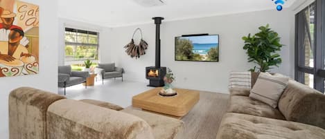 TV connectée, cheminée