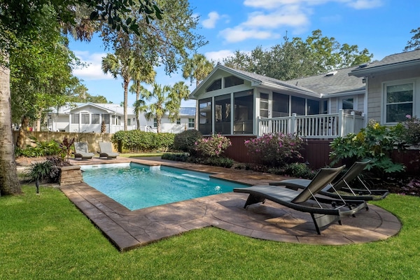 IOP Poolside Paradise - 112 Sparrow | Isle of Palms, SC | IOP Escapes
