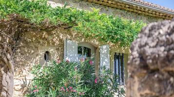 DĂ©tail de lâextĂ©rieur