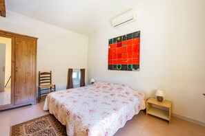 5 camere, Wi-Fi gratuito, lenzuola