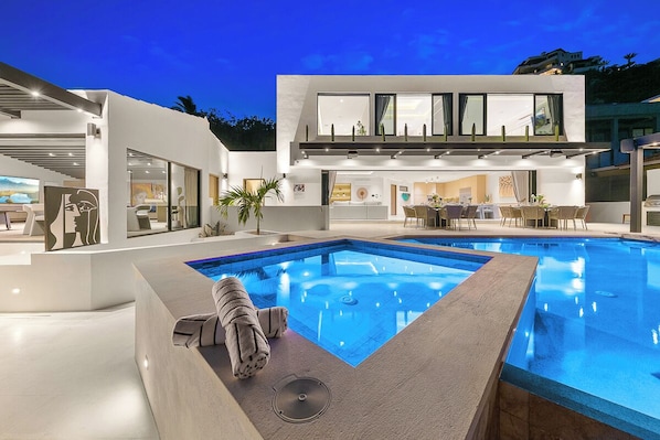 Outdoor pool, a heated pool