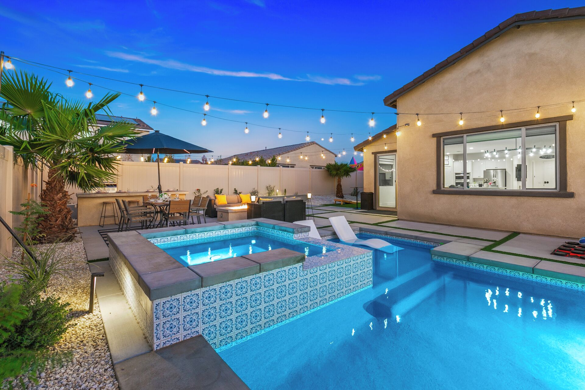 Piscine extérieure, piscine chauffée