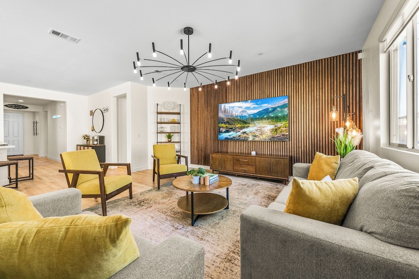 New Pool+spa+games+large Bbq+designer+beautiful - Coachella, CA