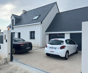 Property grounds - MA BRO - ERDIVINES - Beach 3km, restaurants and shops 200m, Swimming pool 7x3,5 (Erdeven)