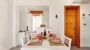 Apartment | Dining room - 4206 Villino Atene by Barbarhouse (Melendugno)