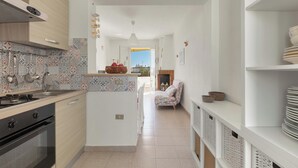 Apartment | Private kitchen - 4206 Villino Atene by Barbarhouse (Melendugno)