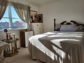 1 chambre, bureau, fer et planche à repasser, Wi-Fi