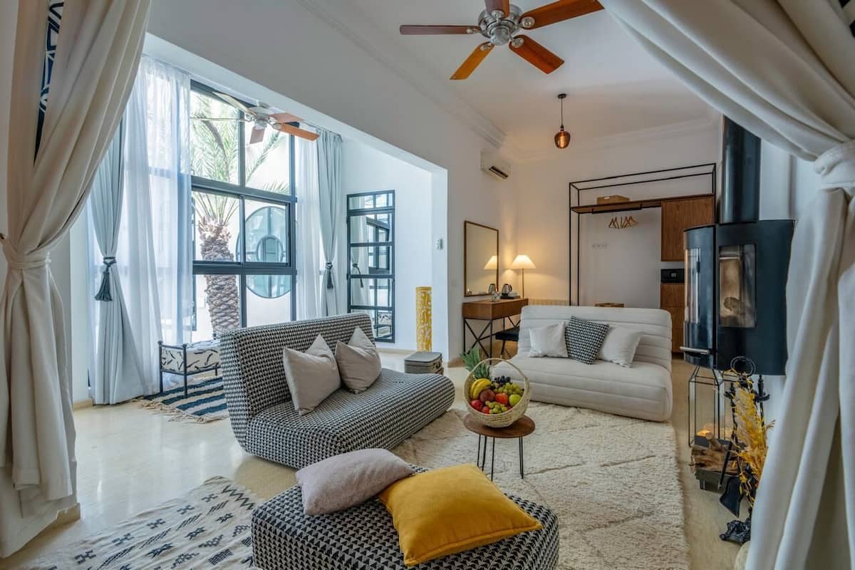 Superior King Room | Free WiFi