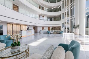 Reception - Globalstay Luxury Azizi Mina Beachfront  (Dubai)