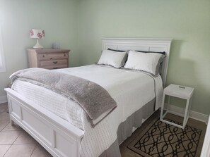 1 chambre, fer et planche à repasser, Wi-Fi gratuit, draps fournis