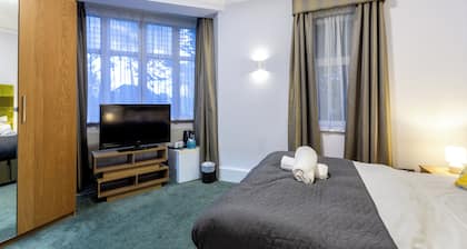 London Gatwick Inn