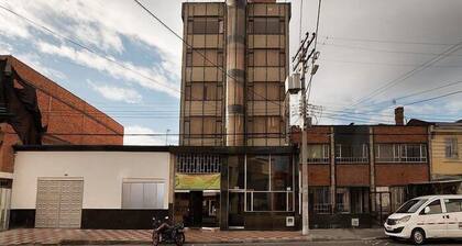 HOTEL EJECUTIVO 63 IN