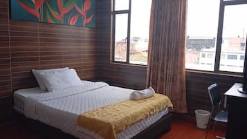 Basic Double Room, City View, Executive Level | Desk, free WiFi