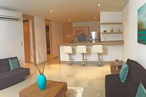 Apartment | Living area | Flat-screen TV