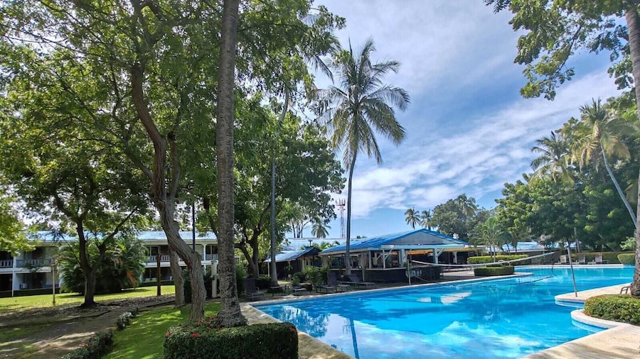 Puerto Azul Residences