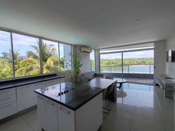 Suite with Balcony | Private kitchen | Coffee/tea maker, rice cooker