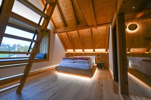 1 bedroom, free WiFi, bed sheets - Casera Cinque Sensi- wellness Apartment (Tambre)